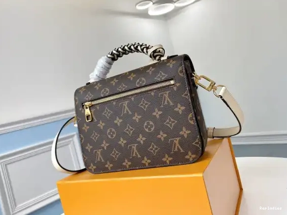 Cheap VUITTON METIS LOUIS POCHETTE 0505